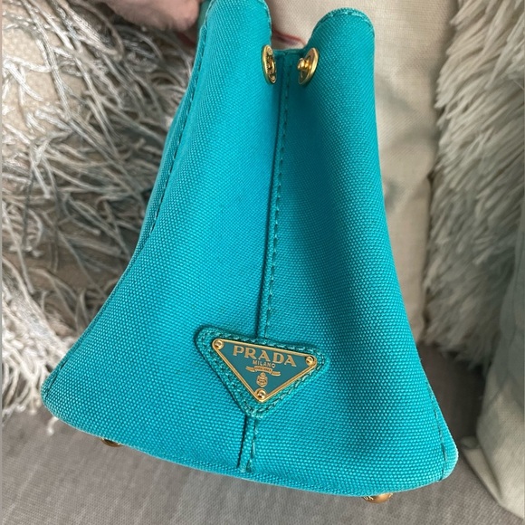 PRADA CANAPA IN A GORGEOUS TEALISH BLUE - Picture 6 of 14